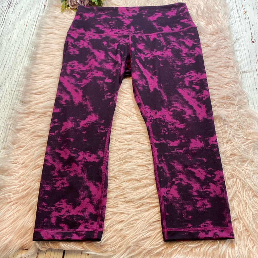 Lululemon Wunder Under Crop Full-On Luon Breezie Regal Plum Black sz 12
